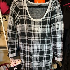 Torrid black and white plaid sweater dress size 2